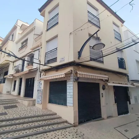 Apartament Bajondillo N 1 *