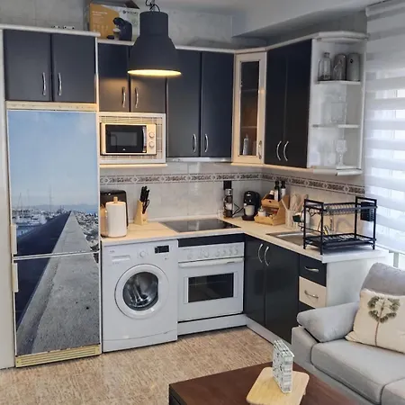 Apartament Bajondillo N 1 *